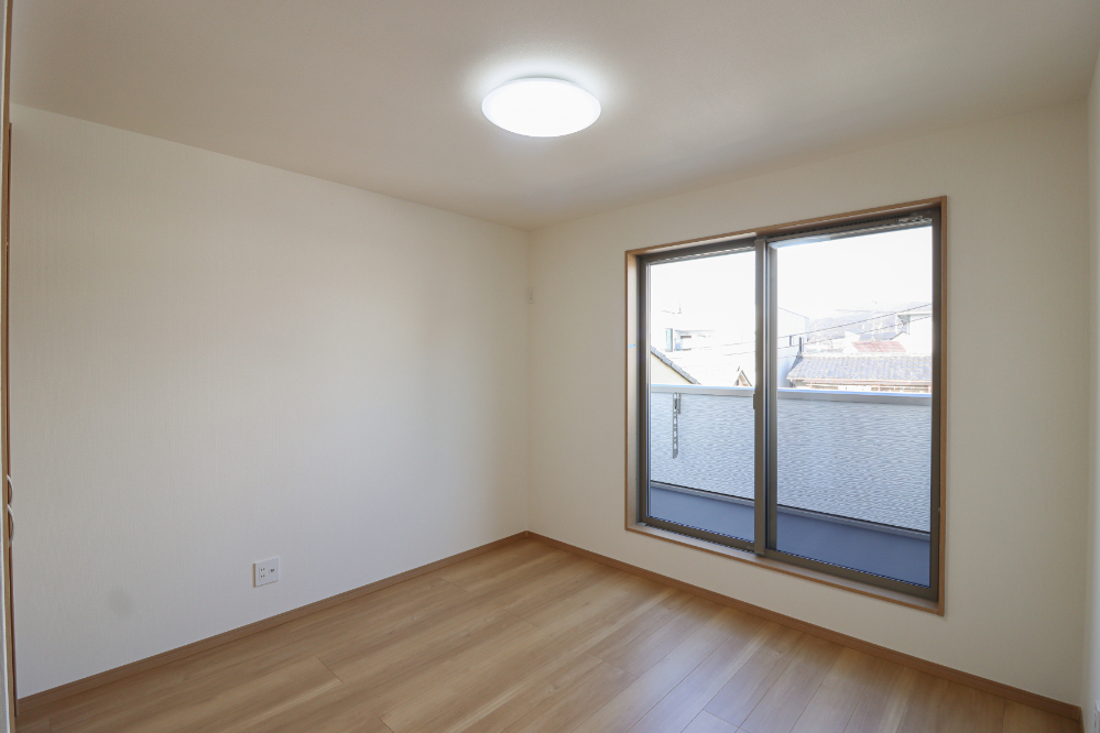 「ドリームタウン太秦森ケ西町」地下鉄「太秦天神川」駅徒歩９分＆京福太秦広隆寺駅徒歩６分！即内覧＆入居可能！