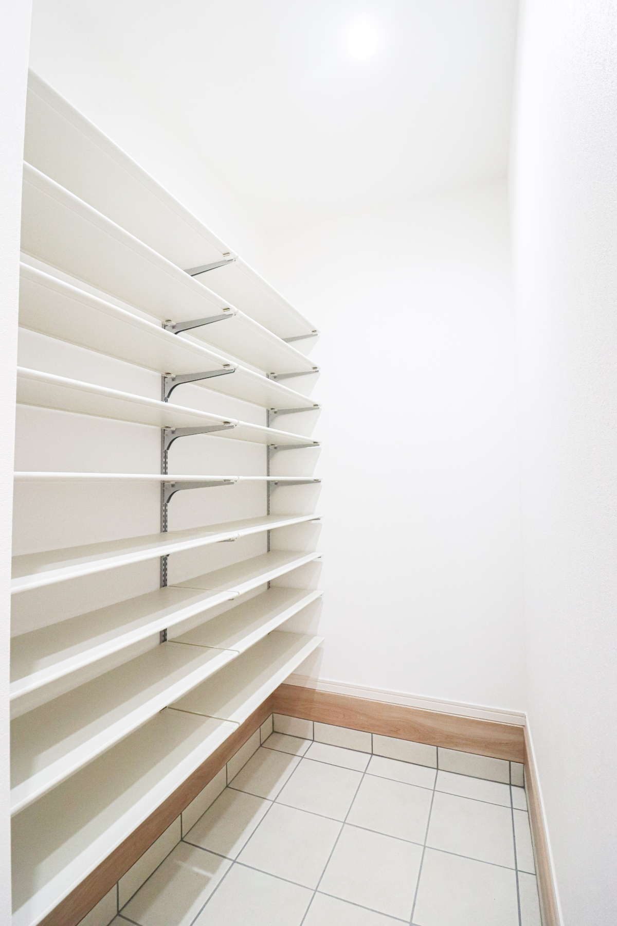 「ドリームタウン山田南山田町：1号地」スッキリ角地！コミュニティ広がる15の家族の夢のまち！土地３２坪＆前道６ｍ！