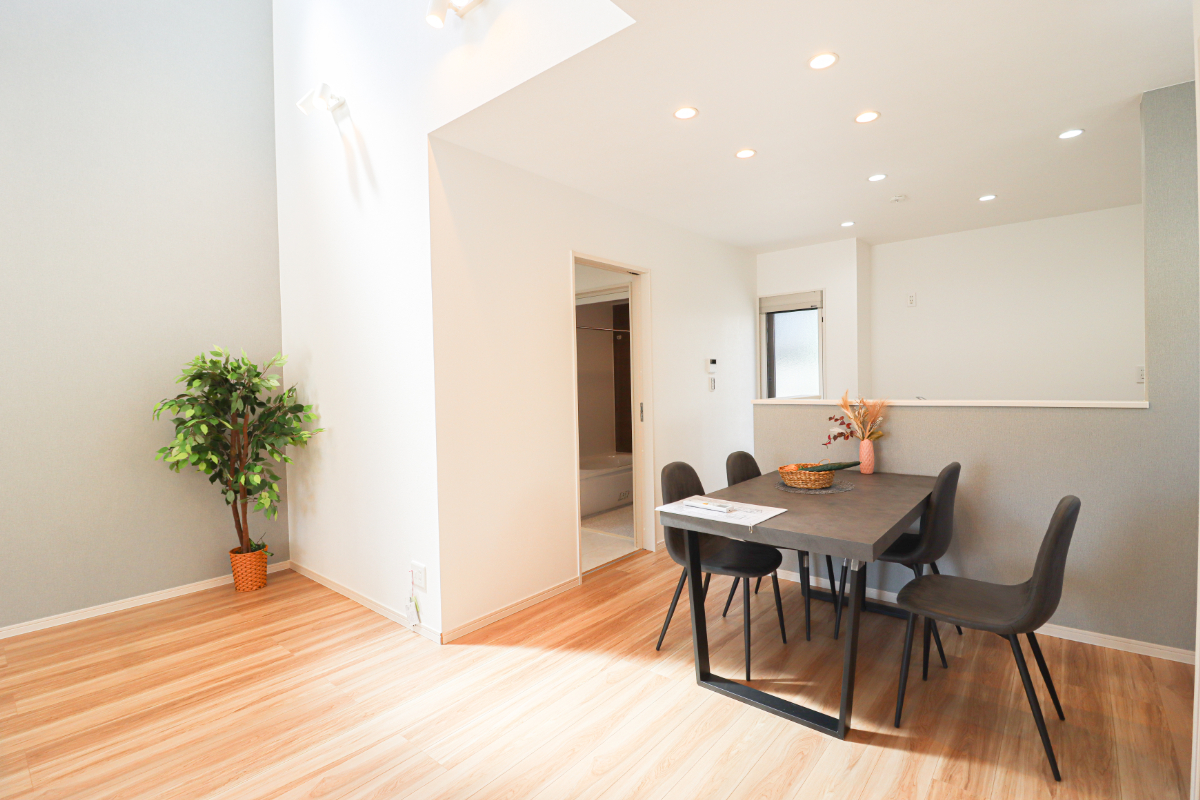 「ドリームタウン山田南山田町：1号地」スッキリ角地！コミュニティ広がる15の家族の夢のまち！土地３２坪＆前道６ｍ！