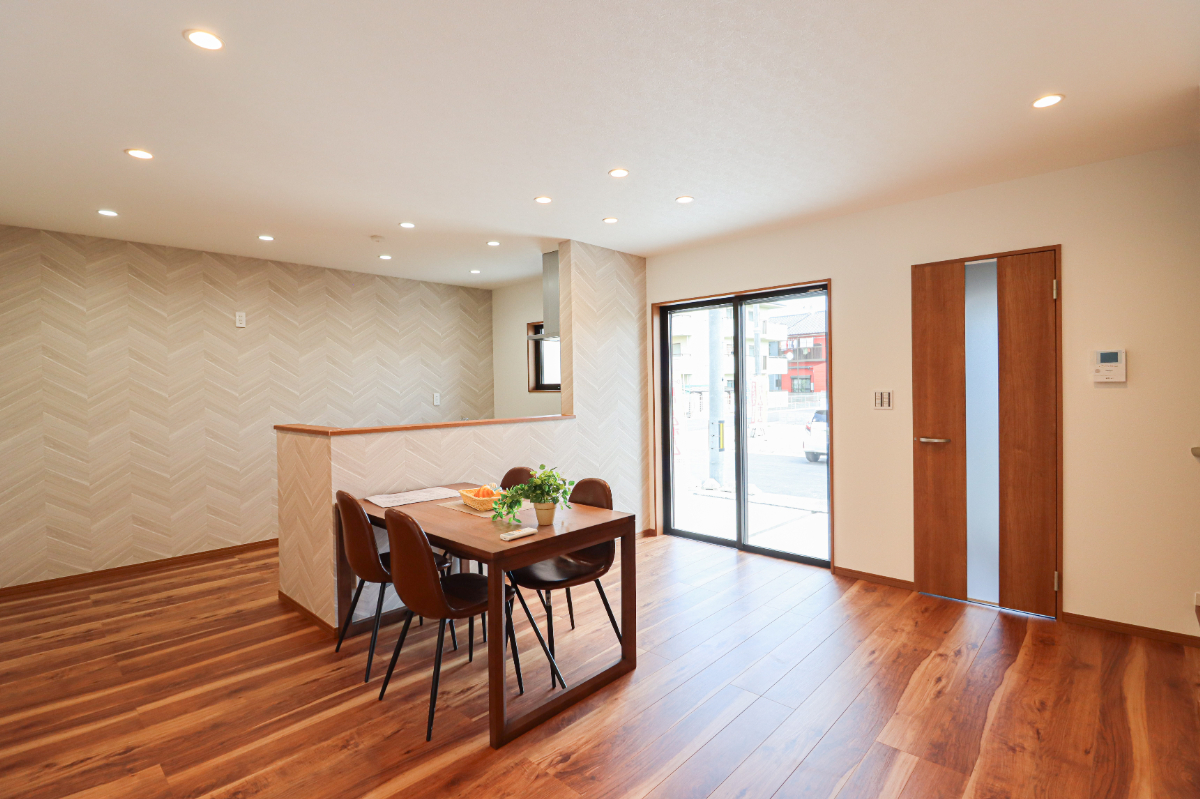 「ドリームタウン山田南山田町:2号地」コミュニティが広がる15の家族の夢のまち!前道6m&間口7.5m!