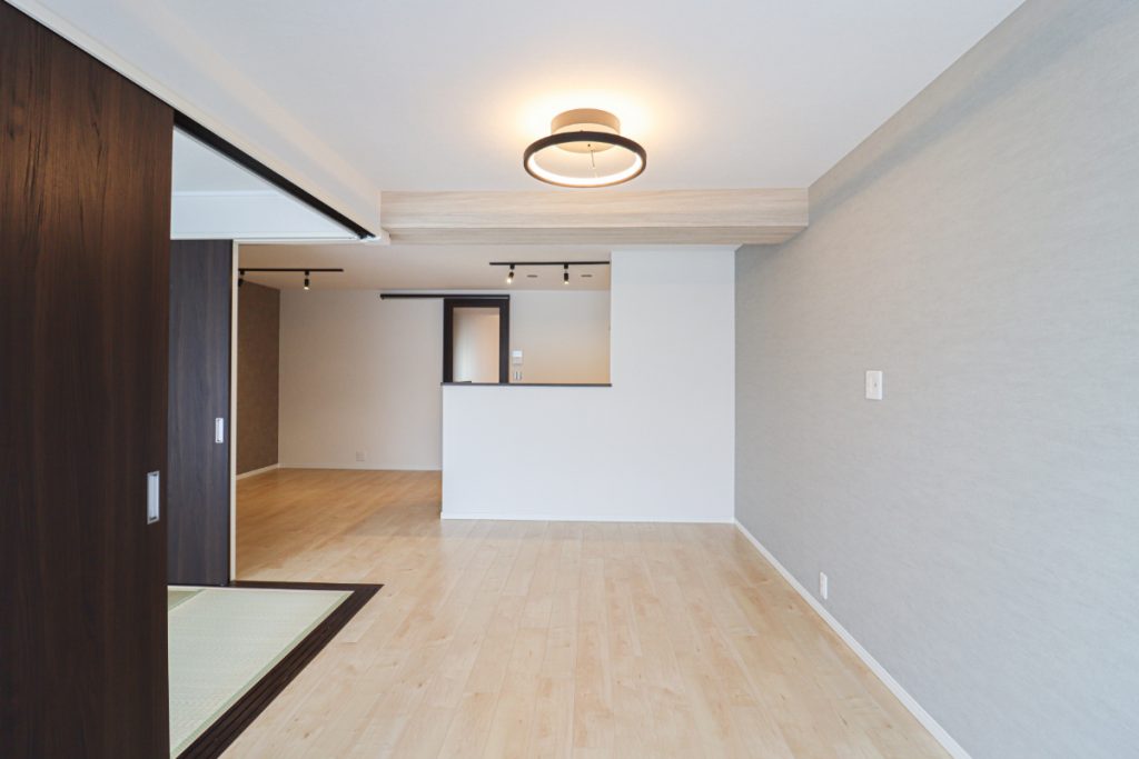 畳コーナーでお子様と寛げる