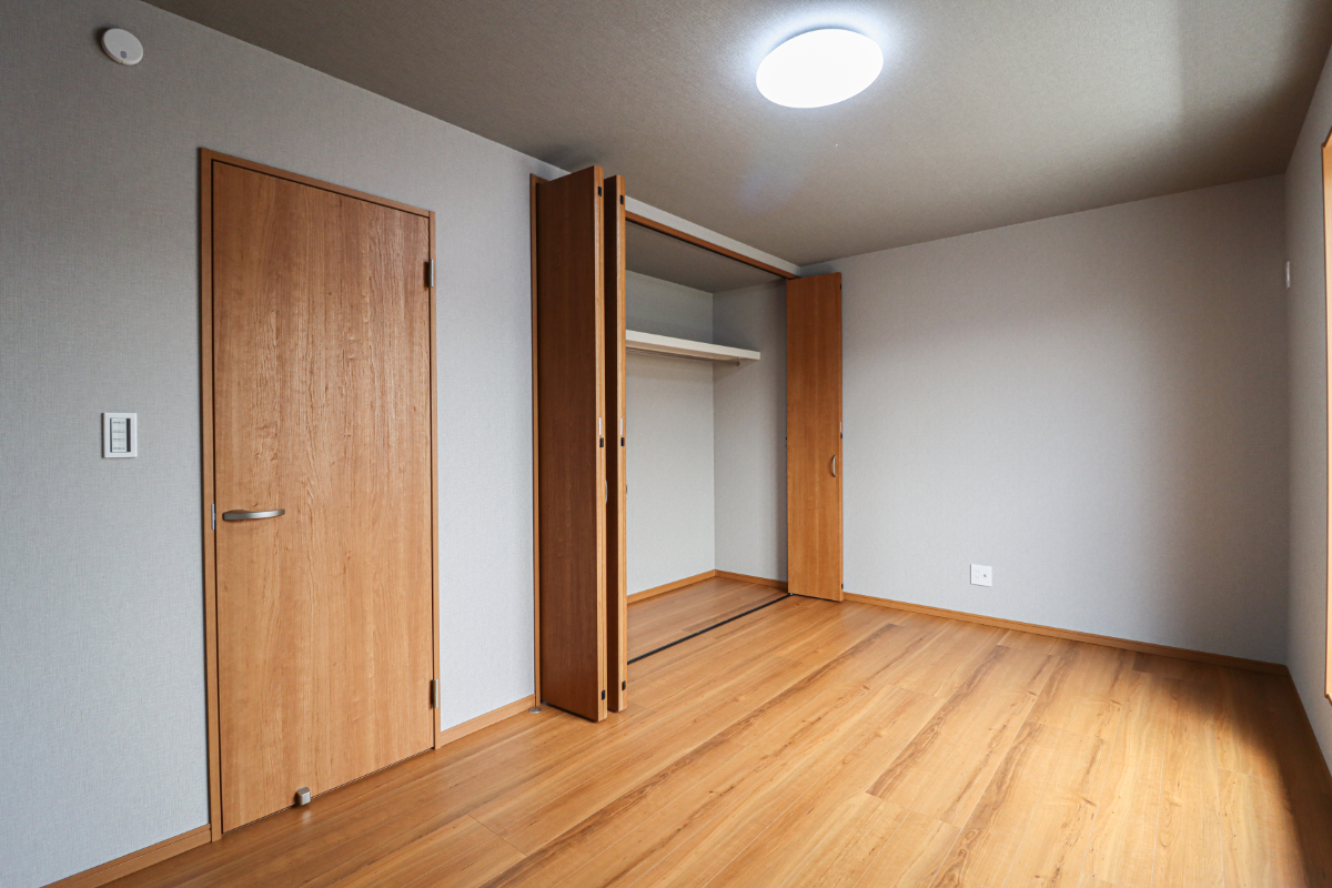 「ドリームホーム篠町篠上北裏」ぽかぽか南向き🌞前道６ｍ＆間口６ｍ！駐車２台可能！