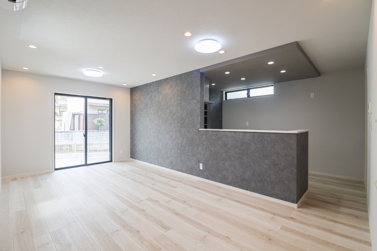 「ドリームタウン篠町見晴２丁目」ぽかぽか南西角地！JR馬堀駅徒歩１０分で通勤・通学にも安心🚃