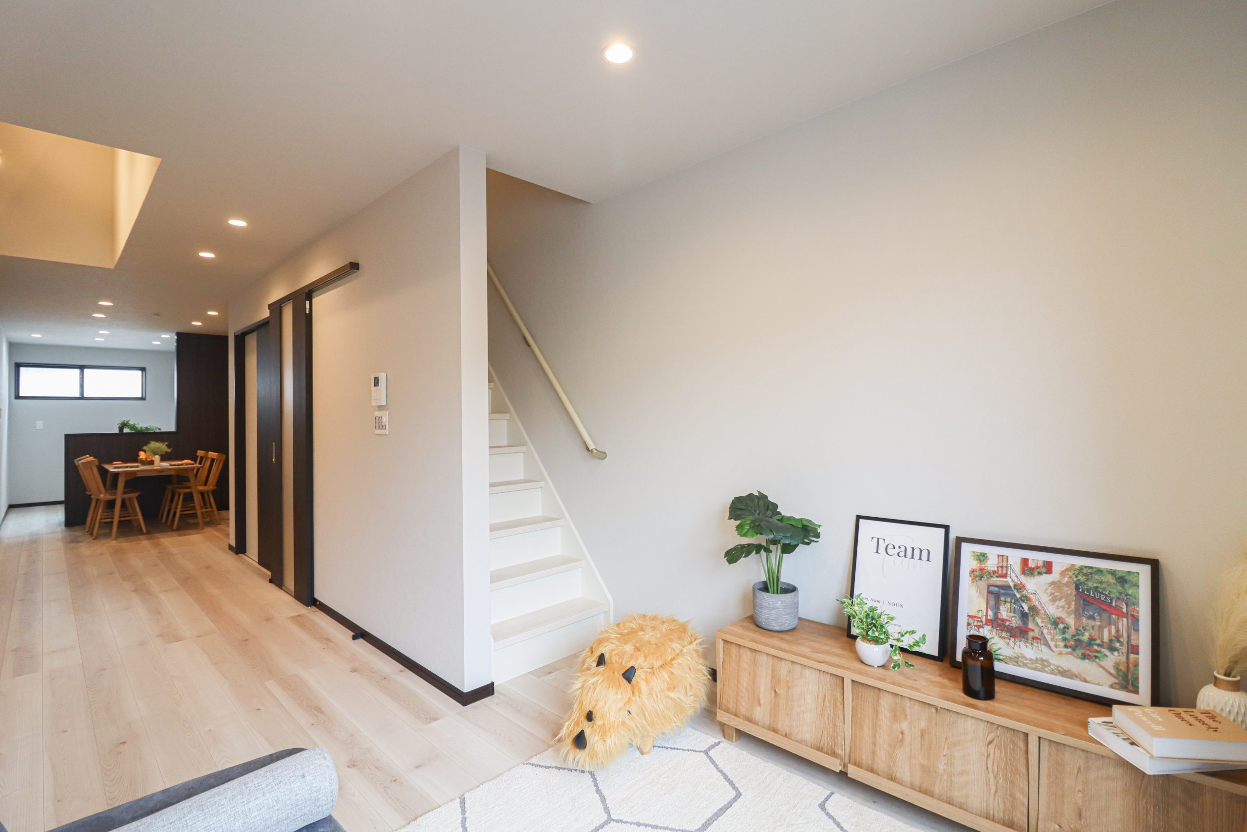 「ドリームタウン向日市物集女町五ノ坪」阪急「洛西口」駅徒歩6分でお家の裏側はマンションの駐車場で開放感たっぷり♪