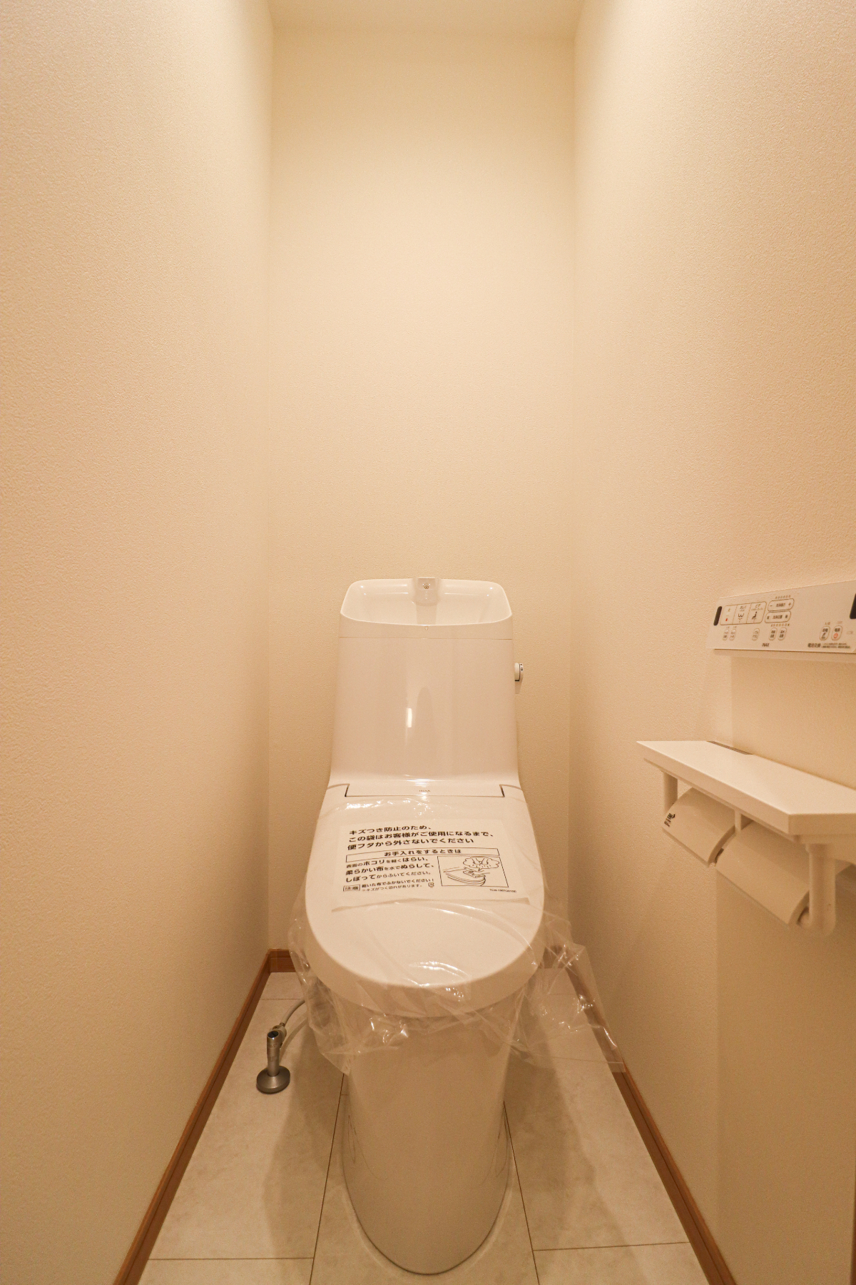 「ドリームタウン松室中溝町」ぽかぽか南向き！即内覧＆入居可能です！