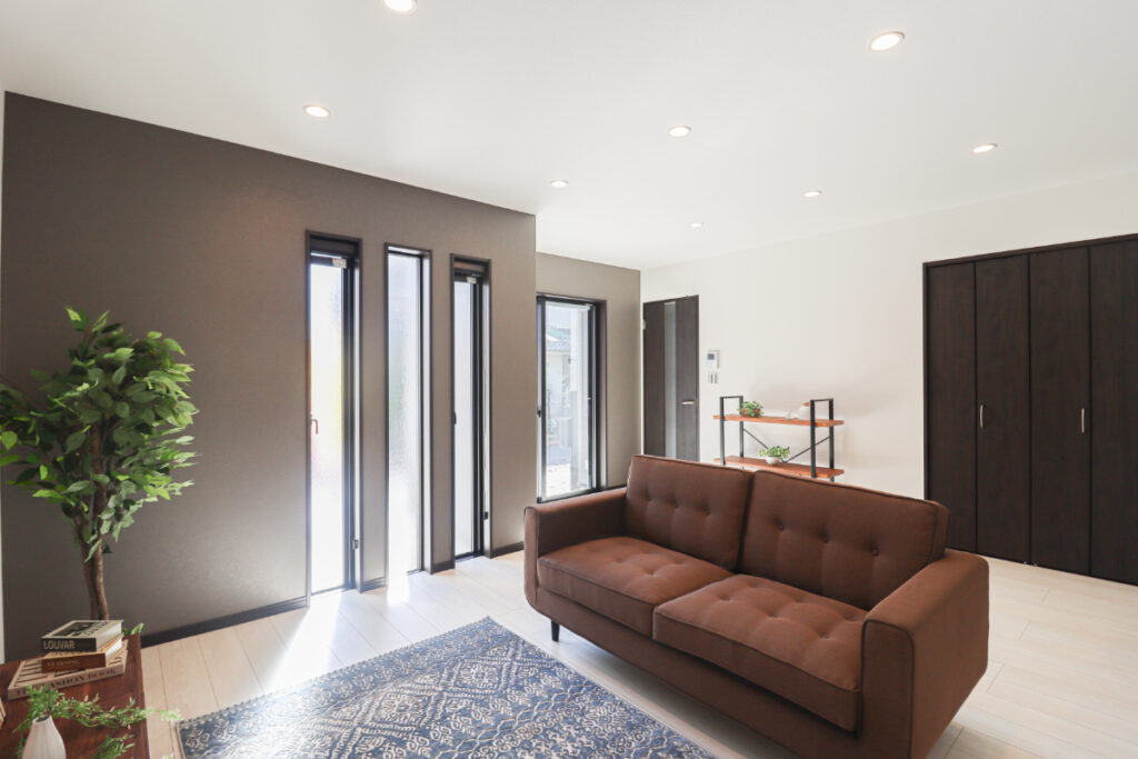 シックな雰囲気で落ち着いた空間に